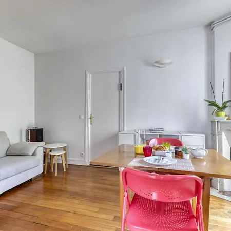 Apartment Countryside In 14 - Lovely And Calm 1bd Flat Paris